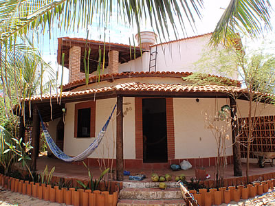 Casa a venda com terreno em Canoa Quebrada
