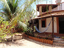 Casa a venda com terreno em Canoa Quebrada