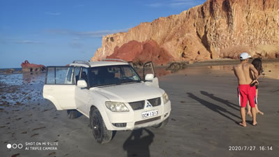 Passeios 4x4 em canoa quebrada