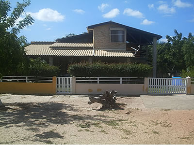 Casa duplex a venda ou aluguel proximo a canoa quebrada
