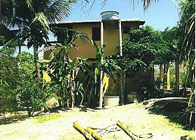 Guia de hospedagem de Canoa Quebrada: hot&eacute;is, pousadas, albergues, camping, flats, apartamentos e casas para temporada.