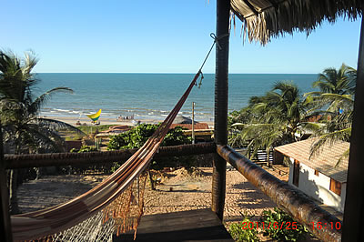 Chales frente para o mar de canoa quebrada